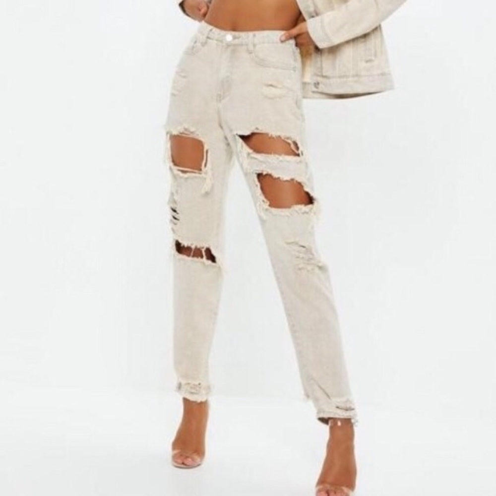 Missquided mom jeans in sand